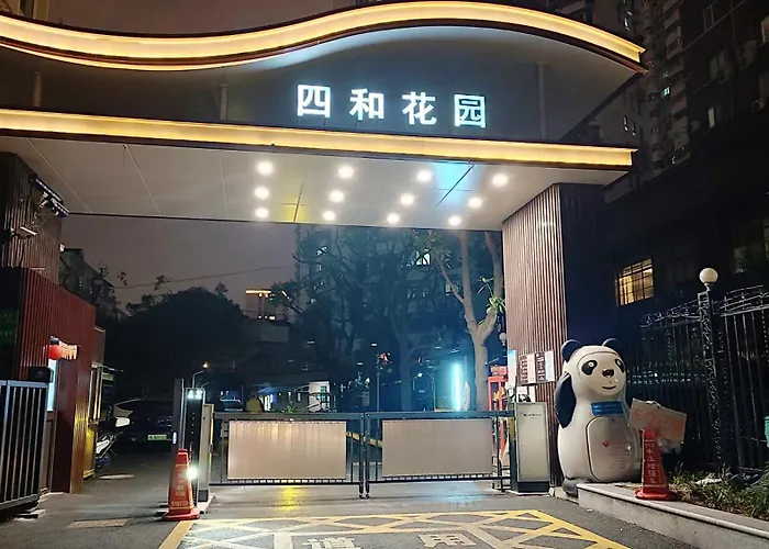 Lily\'S Home Jing\'An Temple